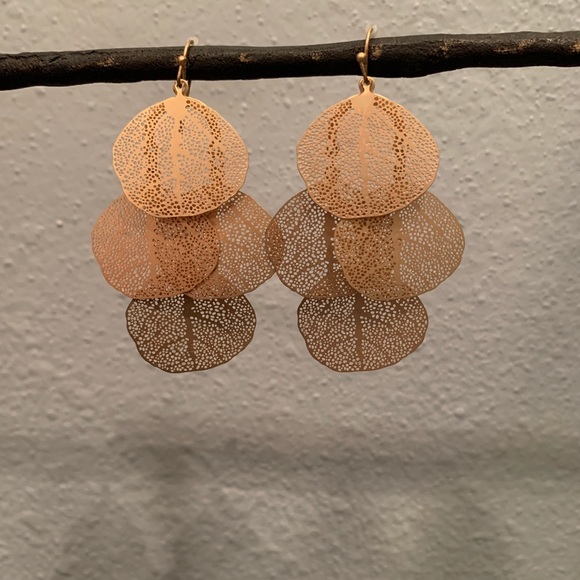 Jewelry - Layered leaf earrings, gold